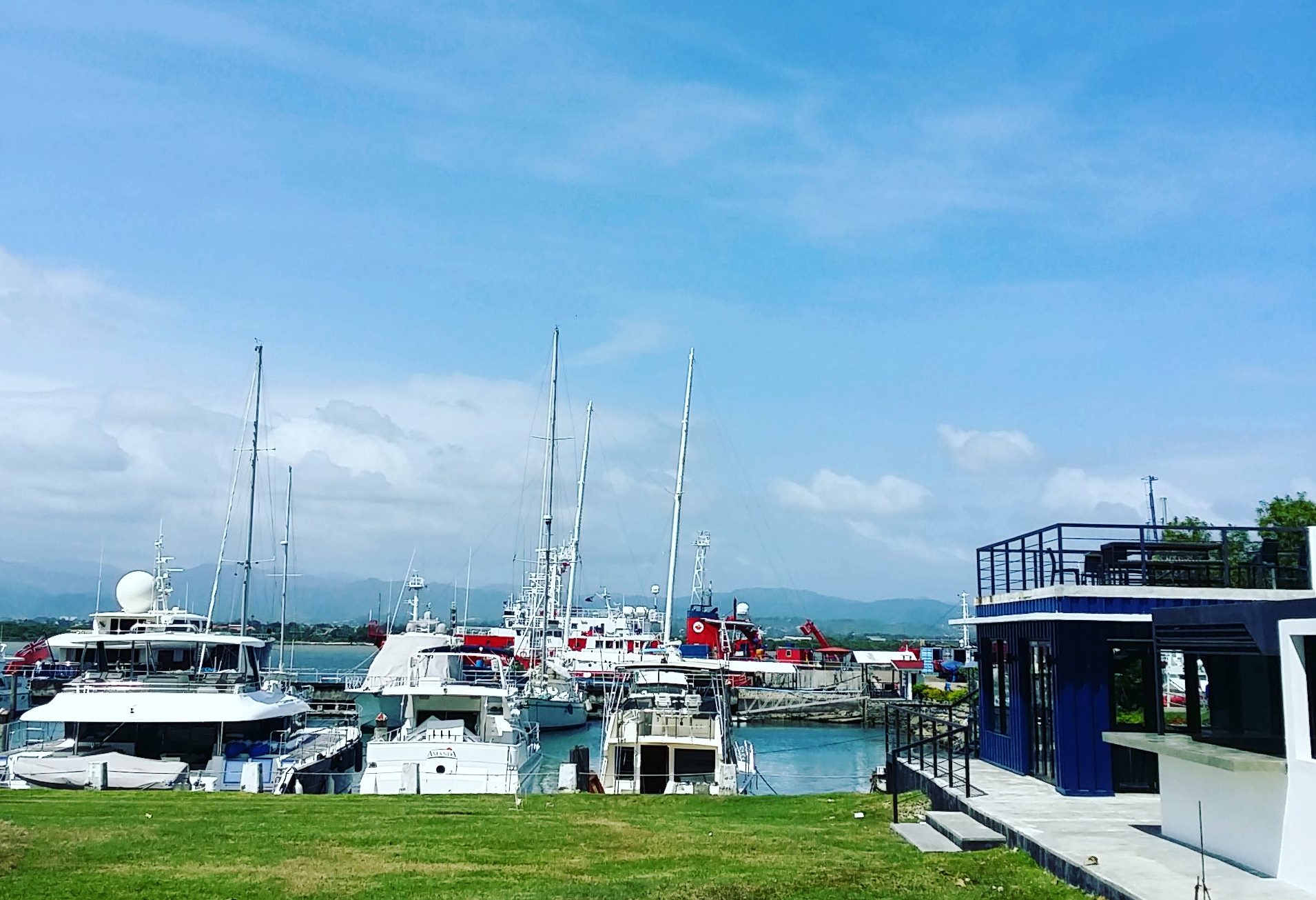 cebu yacht club photos