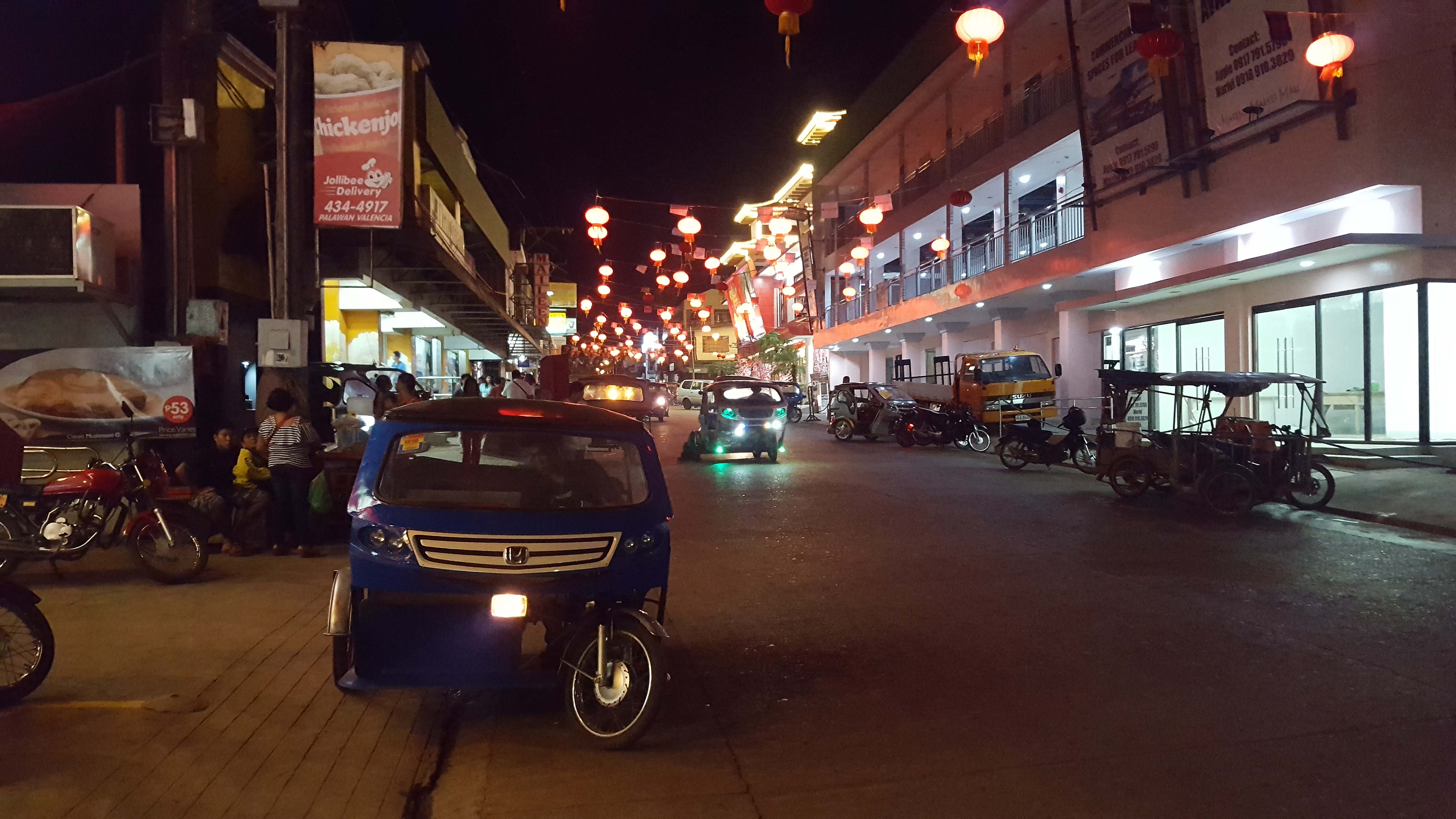 Sunlight Hotel Puerto Princesa Palawan tricycle streets